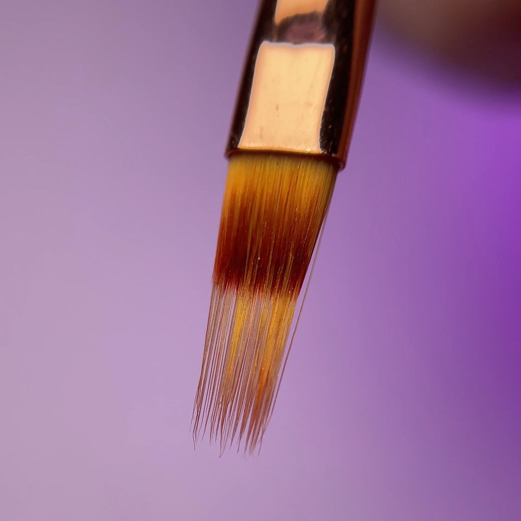 Fuzion Brush - Ombre Brush with Lid