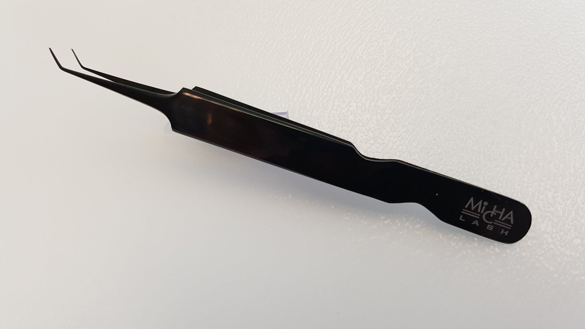 Micha - Mega Volume Tweezer-Black Titanium-12cm