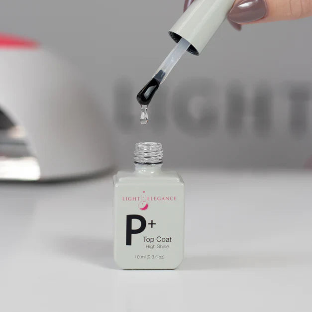 Light Elegance P+ Soak Off Gel - High Shine Top Coat:: New Packaging - Creata Beauty - Professional Beauty Products