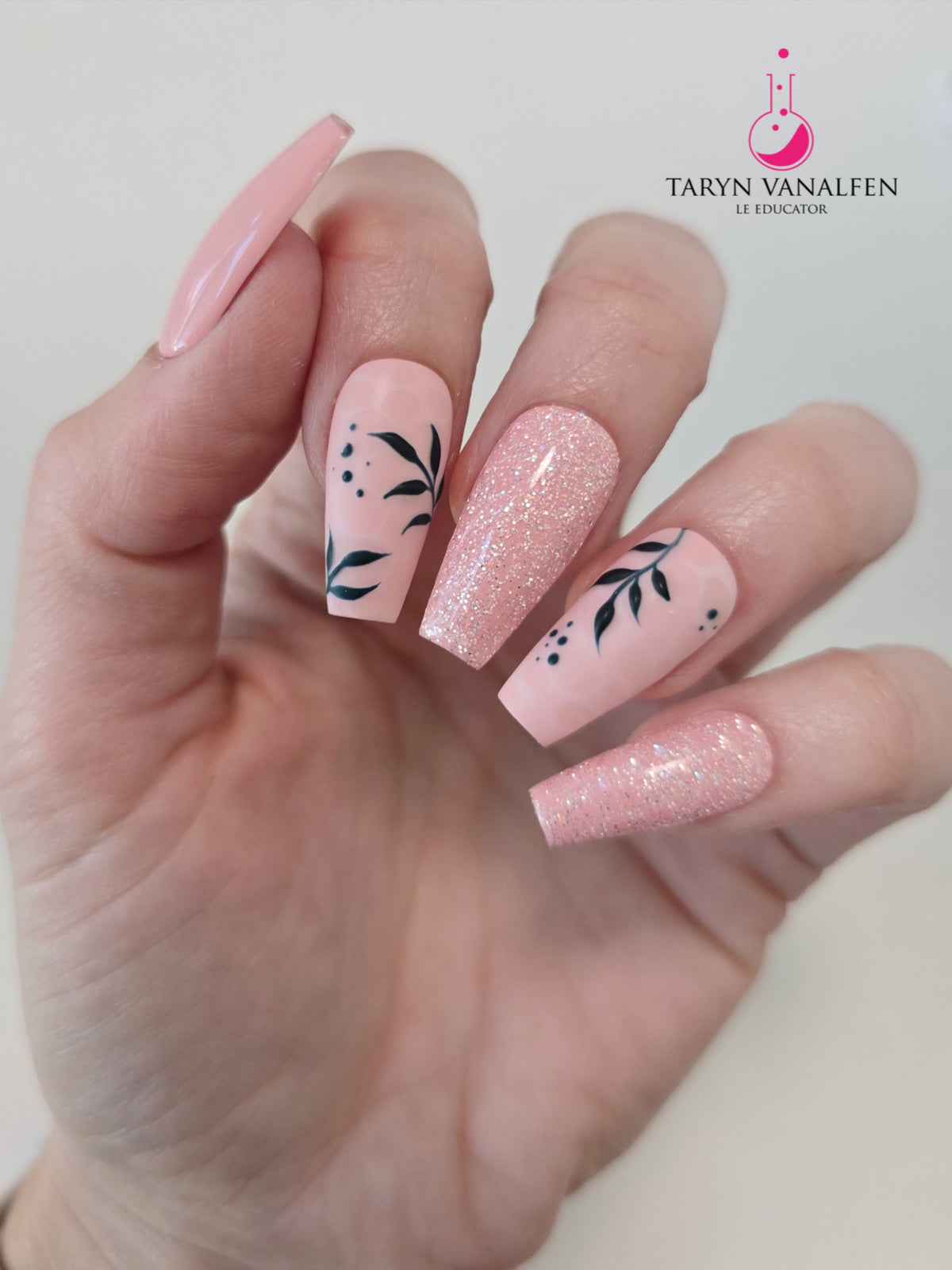 Light Elegance Glitter Gel - Irresistible