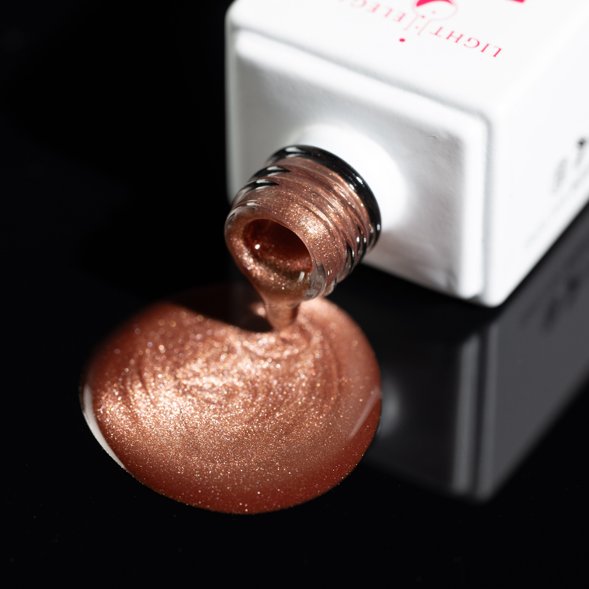 Light Elegance Cat Eye Gel Polish Collection - Illusion with Polish Pouch