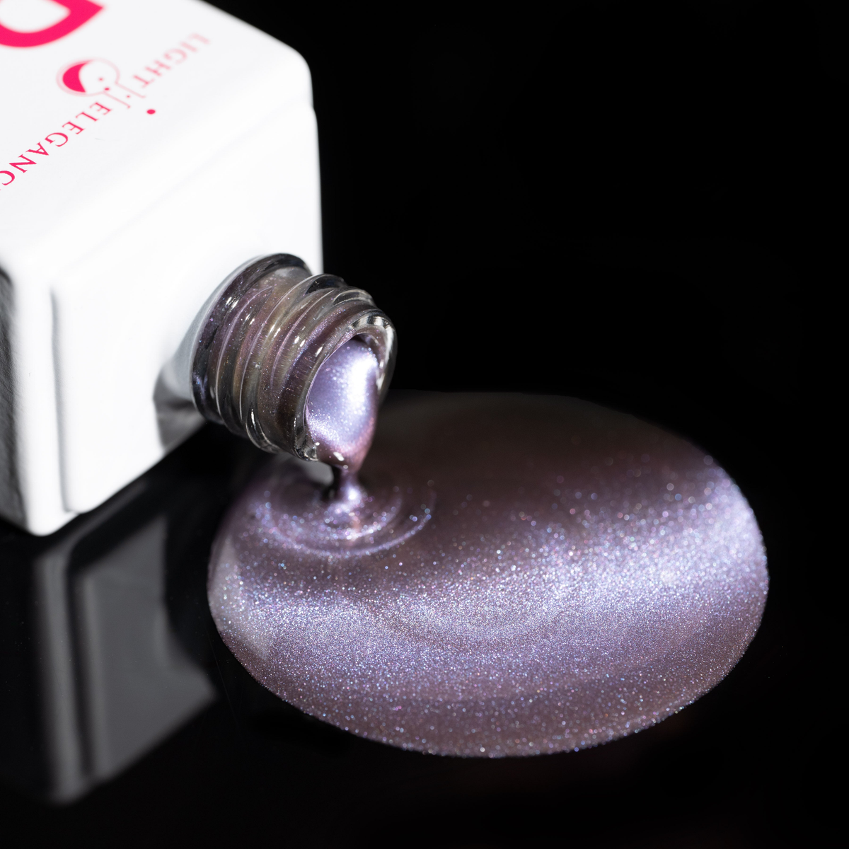 Light Elegance Cat Eye Gel Polish Collection - Illusion with Polish Pouch