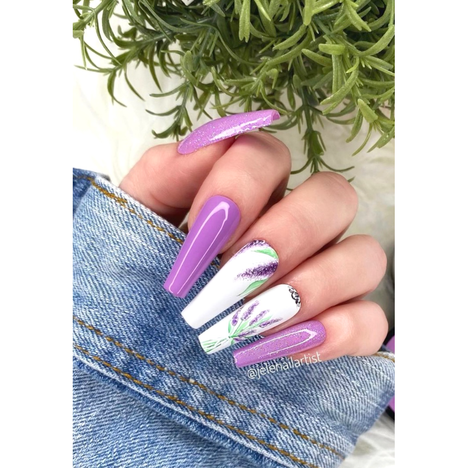 Light Elegance ButterCream - Lazy Day Lavender