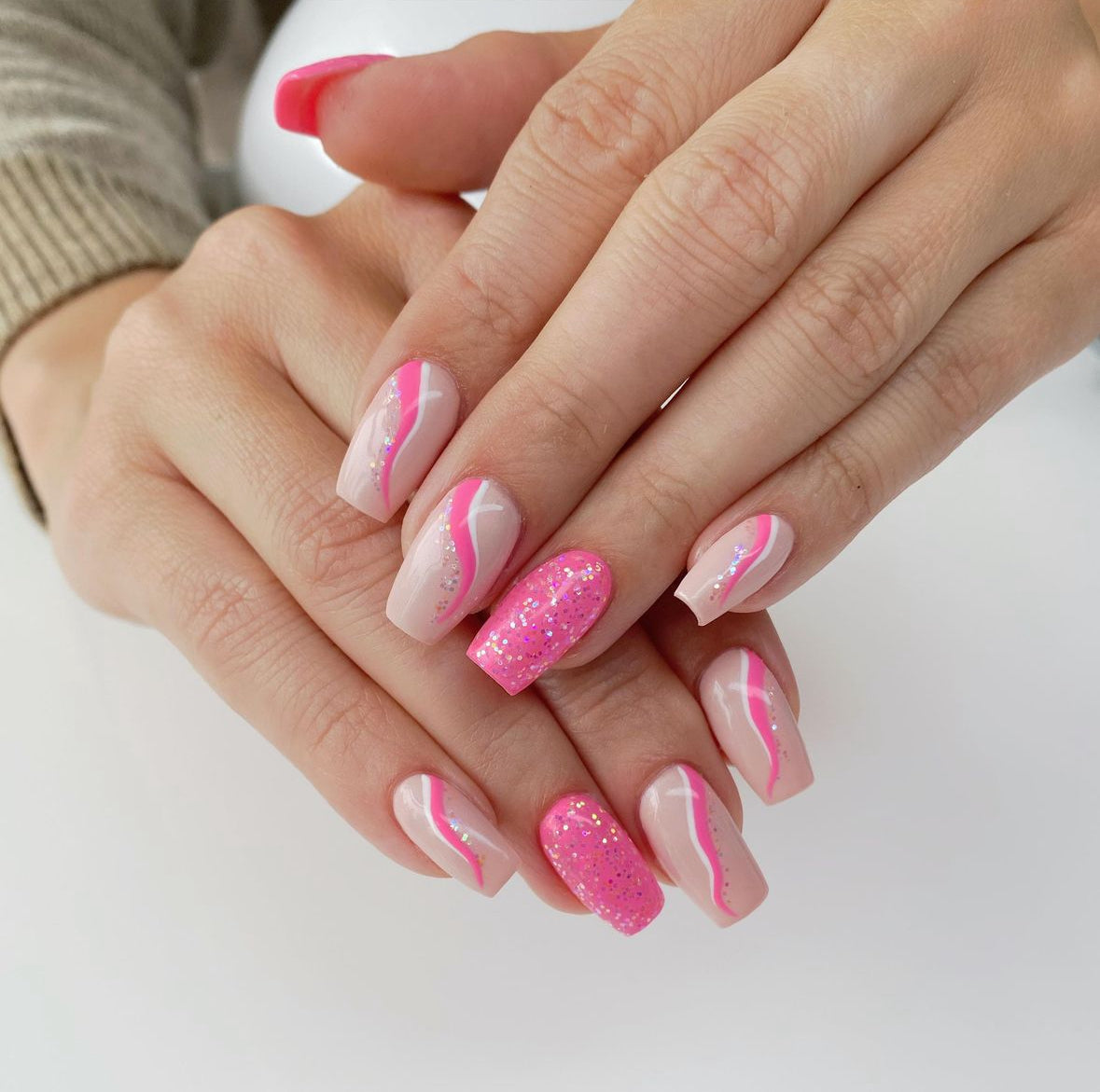 Light Elegance ButterCream - Ms. Martian