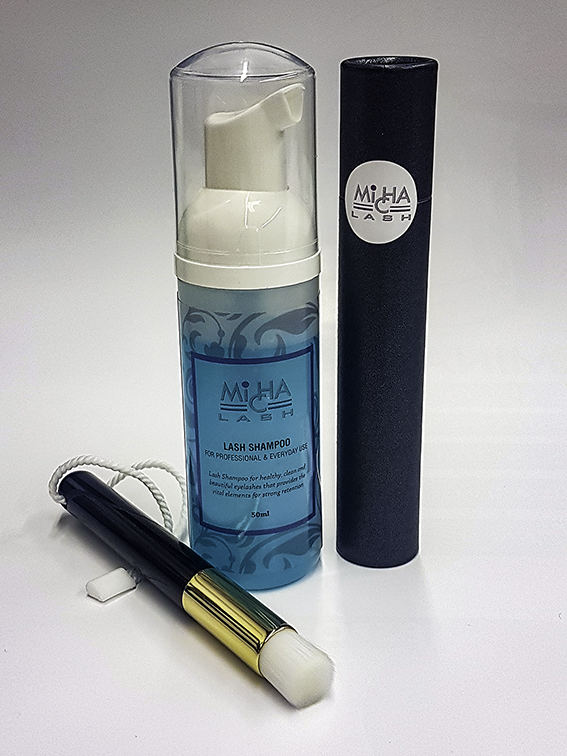 Micha - Lash Shampoo + Brush