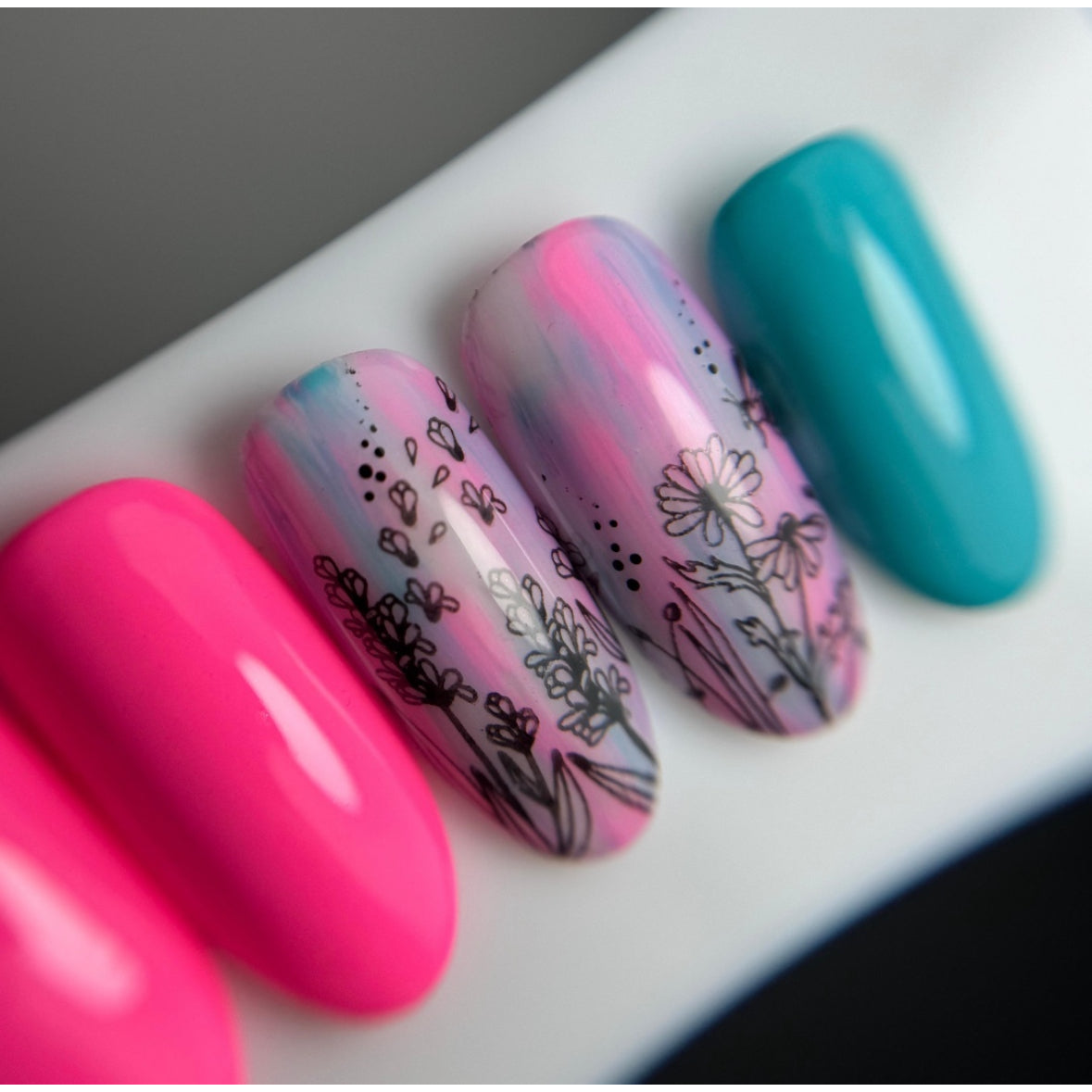 Light Elegance ButterCream - Ms. Martian