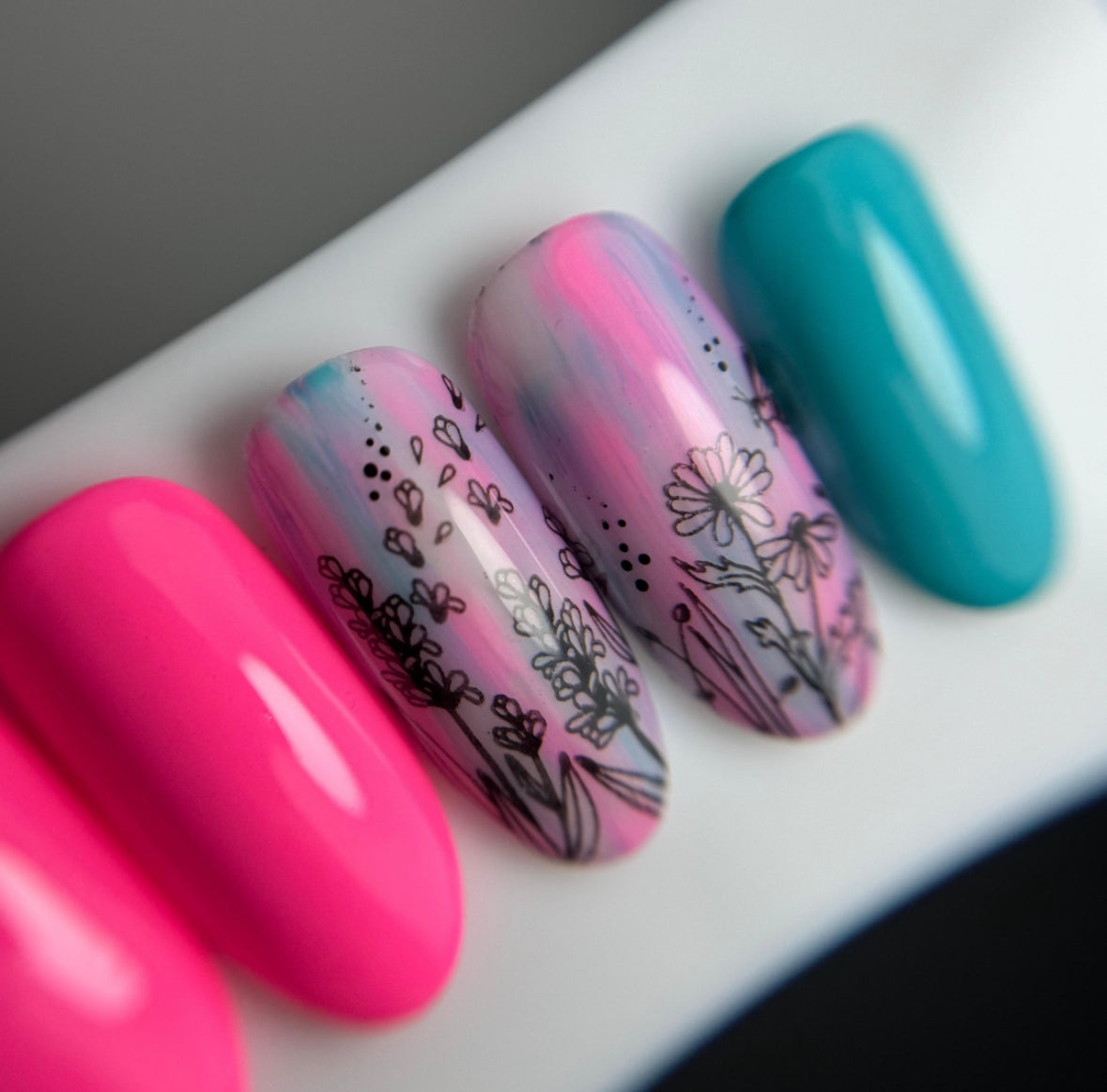 Light Elegance ButterCream - Ms. Martian