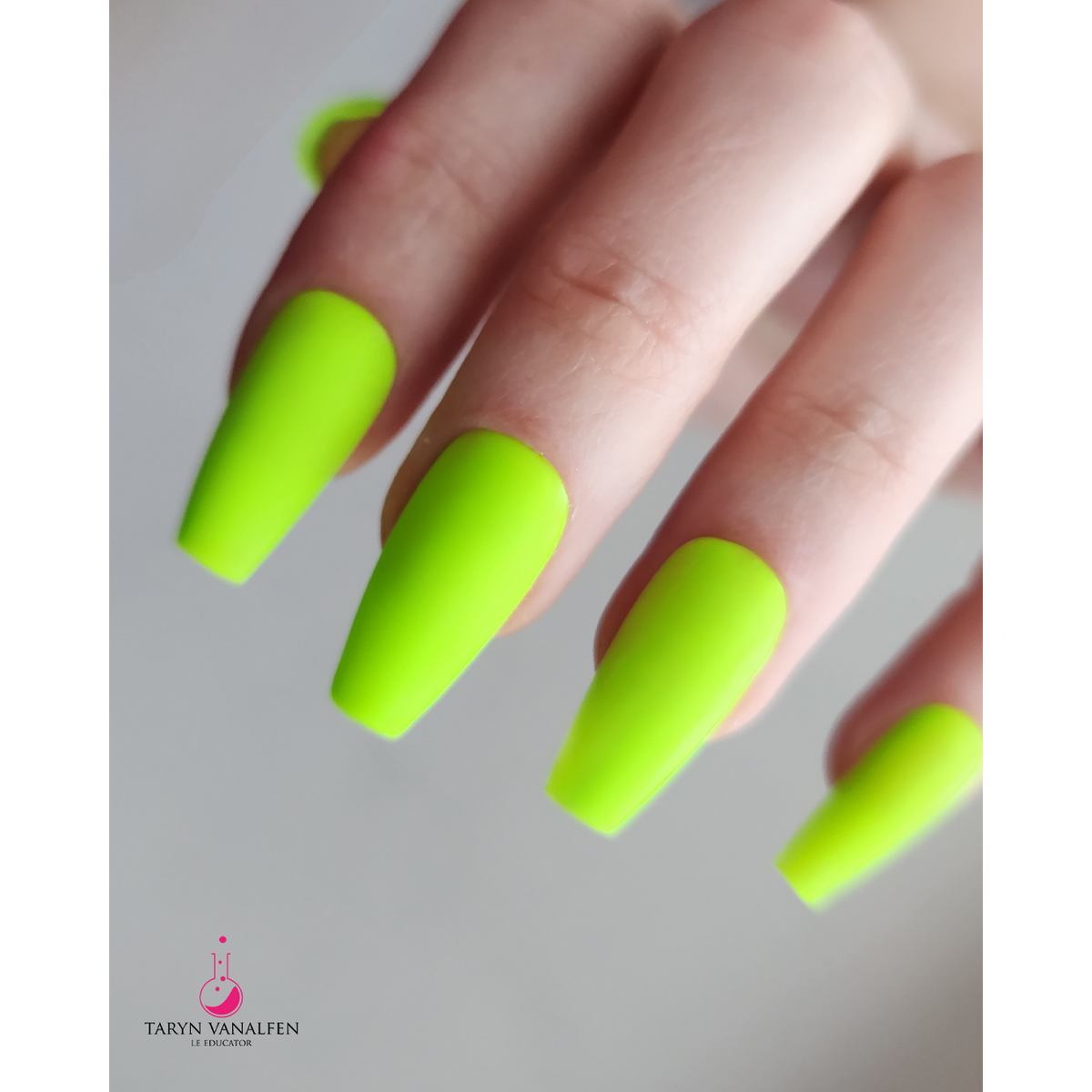 Light Elegance ButterCream - Groovy Green